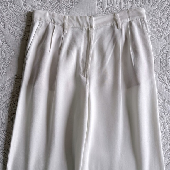 Massimo Dutti - Pleated Lightweight Loose Fit Lyocell Wide Leg Pants - White - Picture 4 of 15